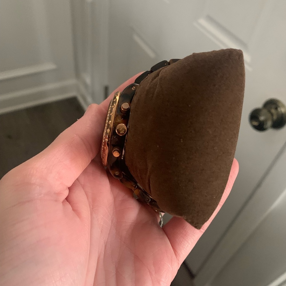 Michael Kors Watch - Picture 7 of 10